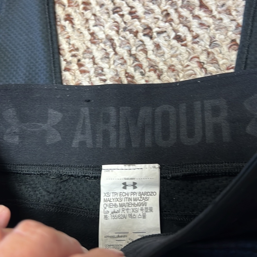 Under‎ Armour - Picture 4 of 7